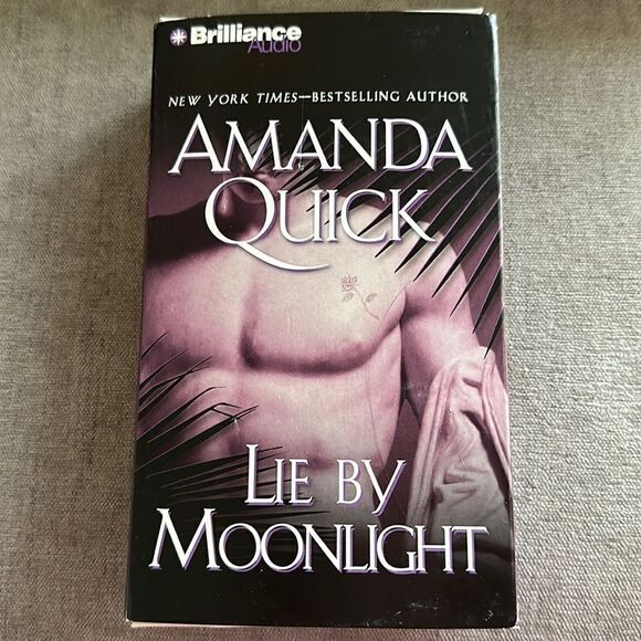 “Lie by Moonlight” Book by Amanda Quick on Audio Cassette! - Picture 1 of 5